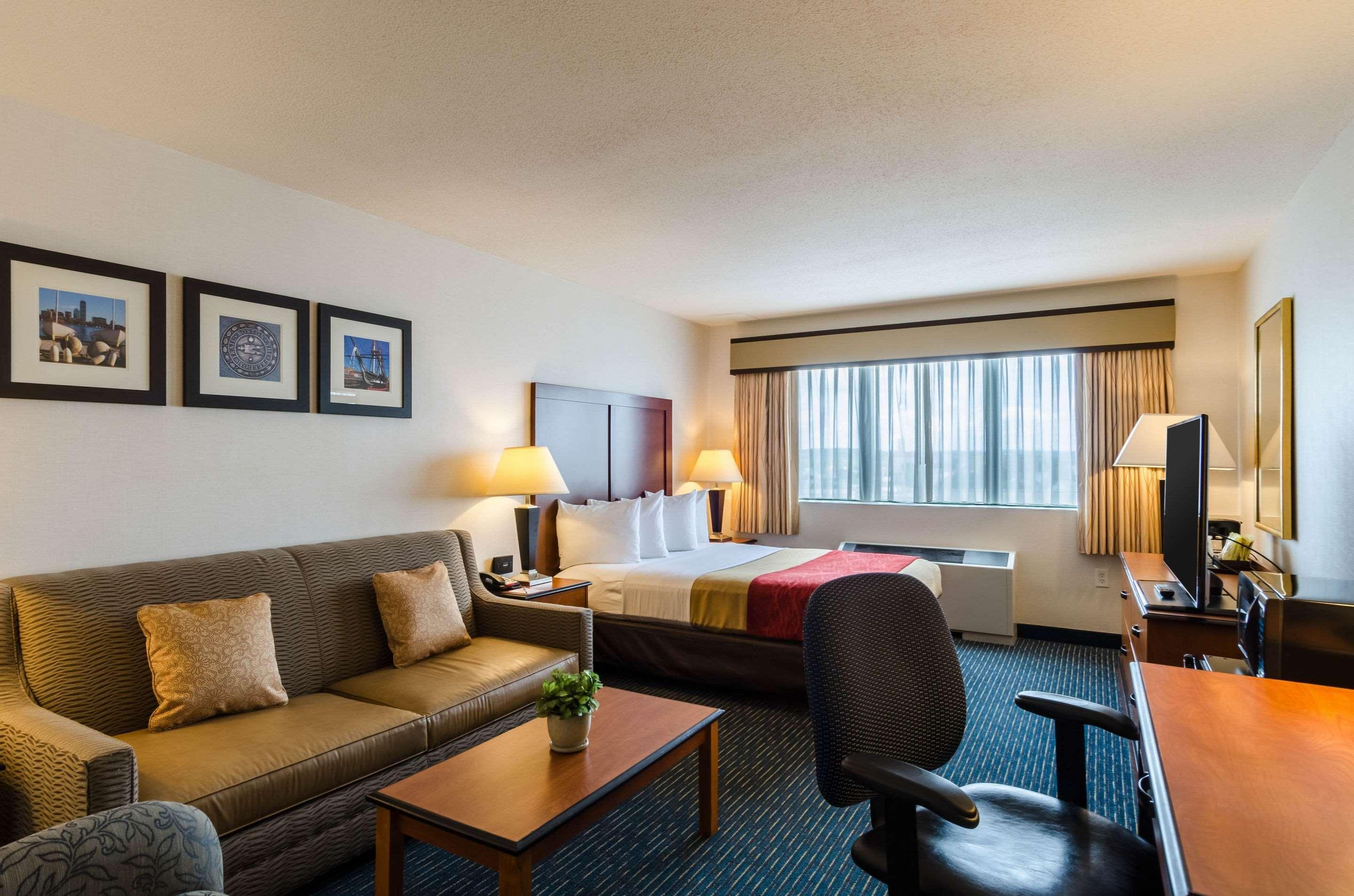 Comfort Inn & Suites Logan International Airport Revere Exterior foto