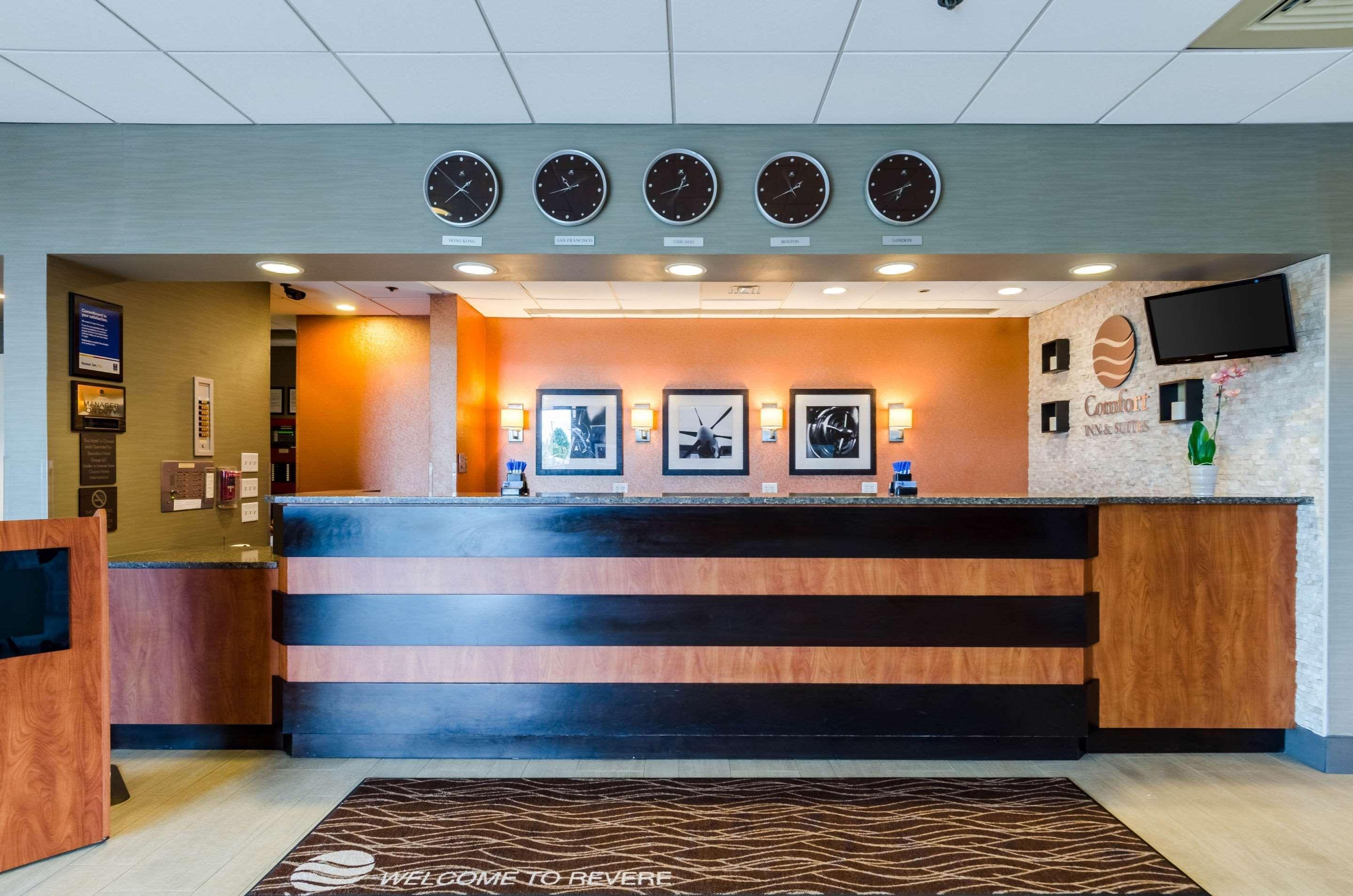 Comfort Inn & Suites Logan International Airport Revere Exterior foto