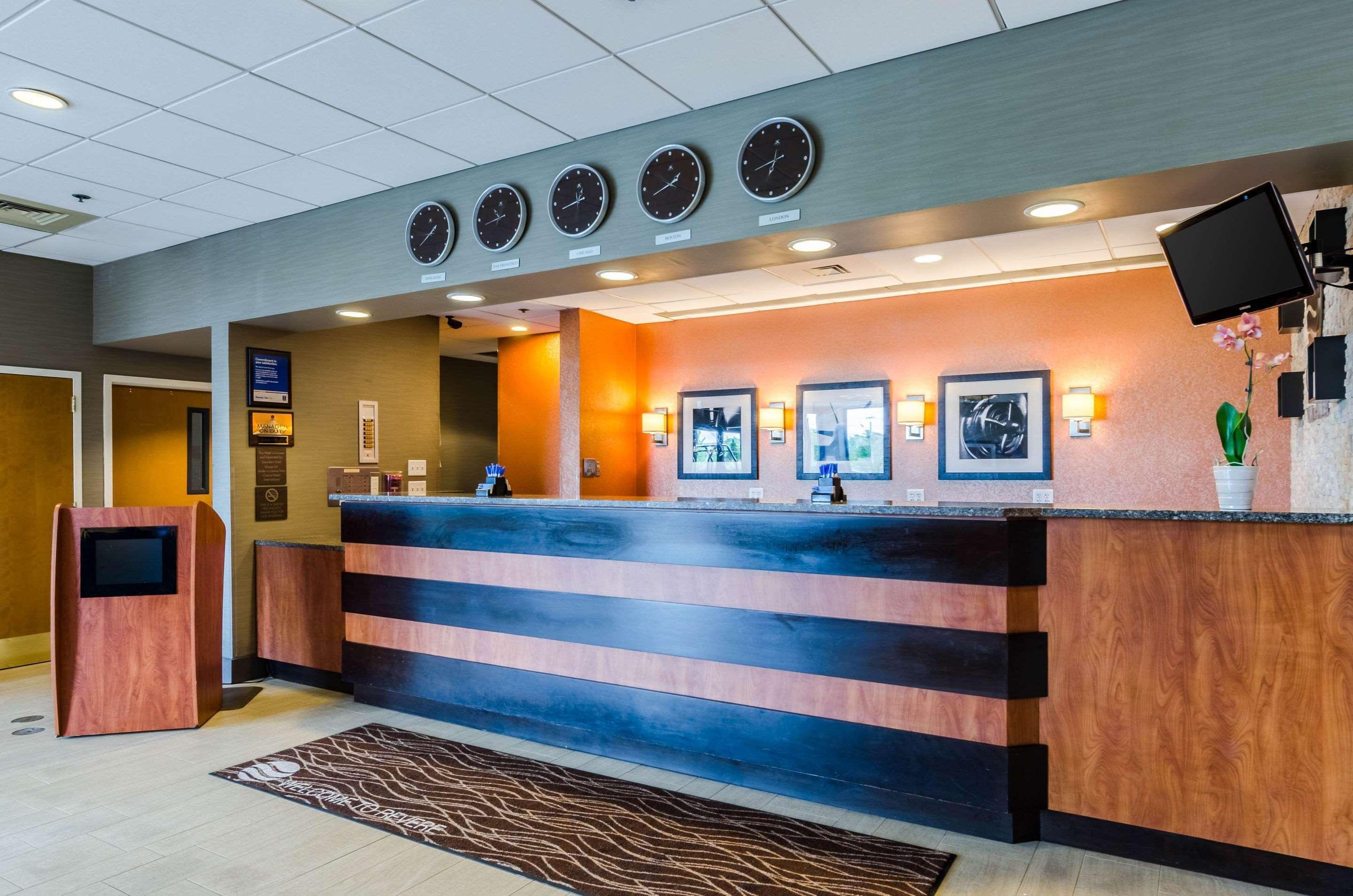 Comfort Inn & Suites Logan International Airport Revere Exterior foto