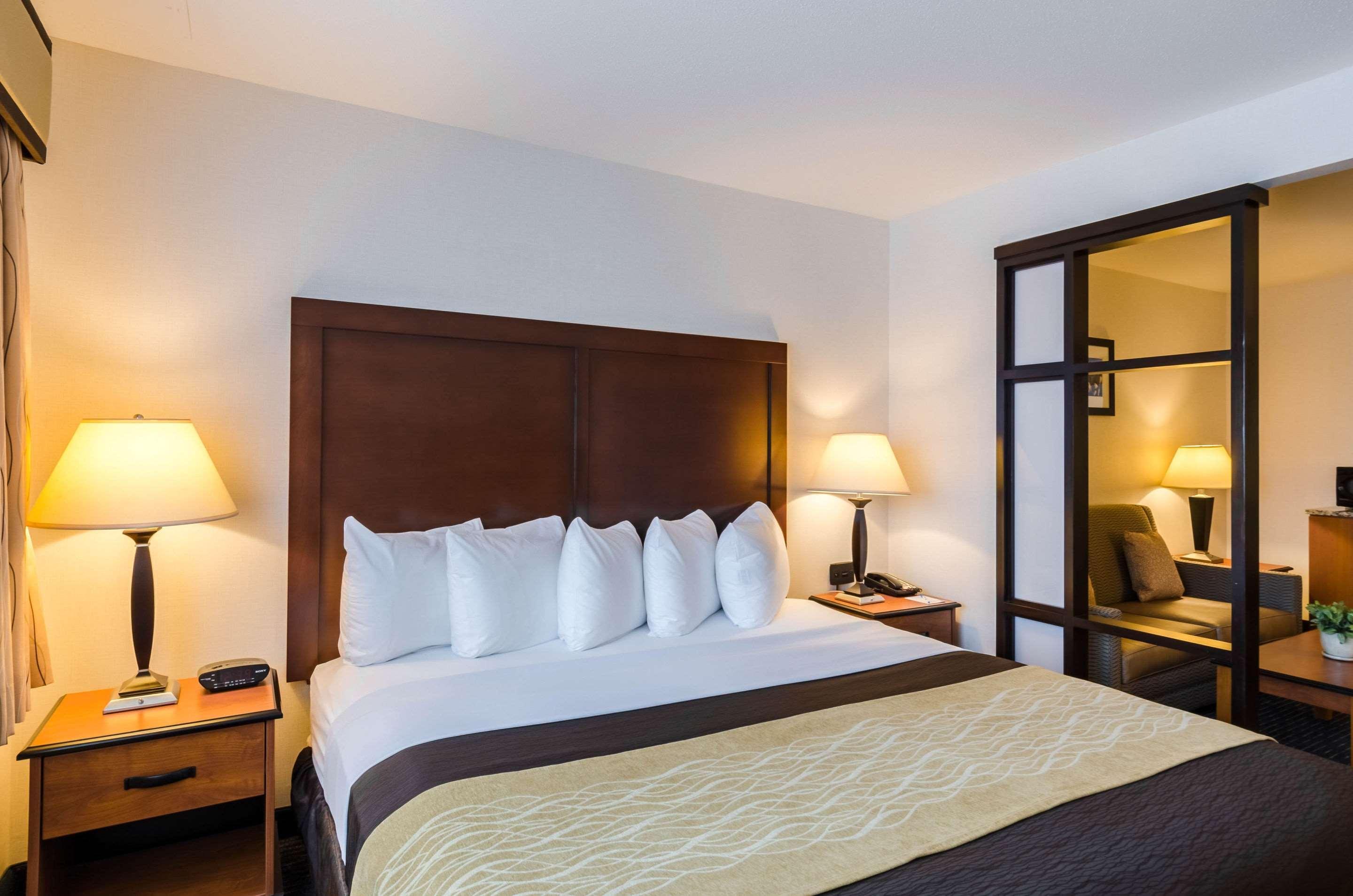 Comfort Inn & Suites Logan International Airport Revere Exterior foto