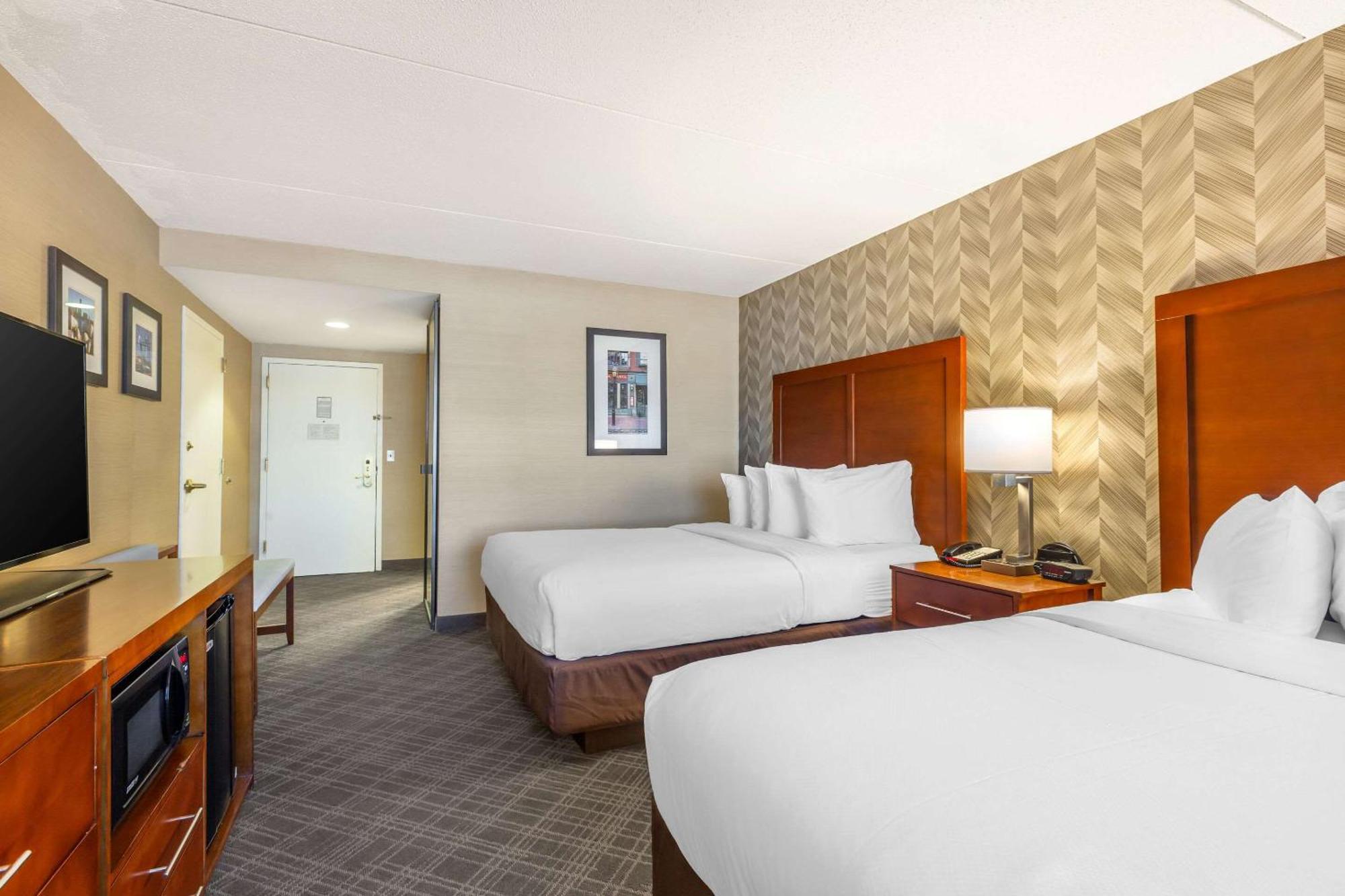 Comfort Inn & Suites Logan International Airport Revere Exterior foto